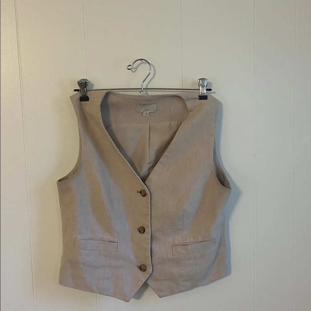LOFT Beige Button-Front Vest - Picture 1 of 3